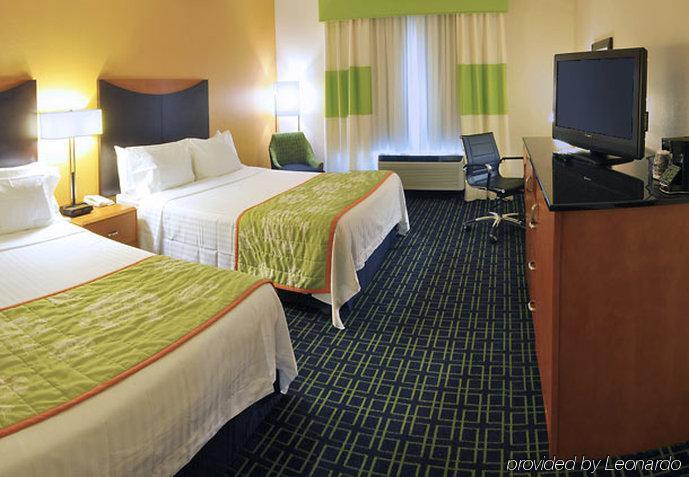 Fairfield Inn & Suites Clarksville Habitación foto