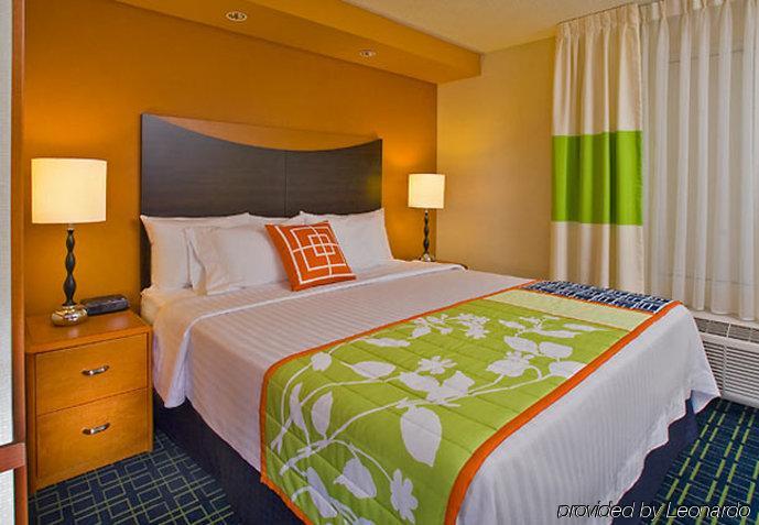 Fairfield Inn & Suites Clarksville Habitación foto